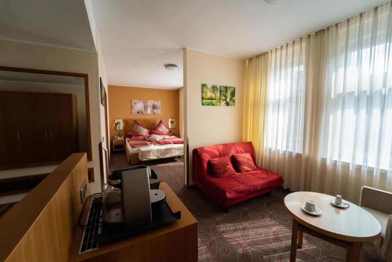 Hotel Blauer Engel Aue  Εξωτερικό φωτογραφία